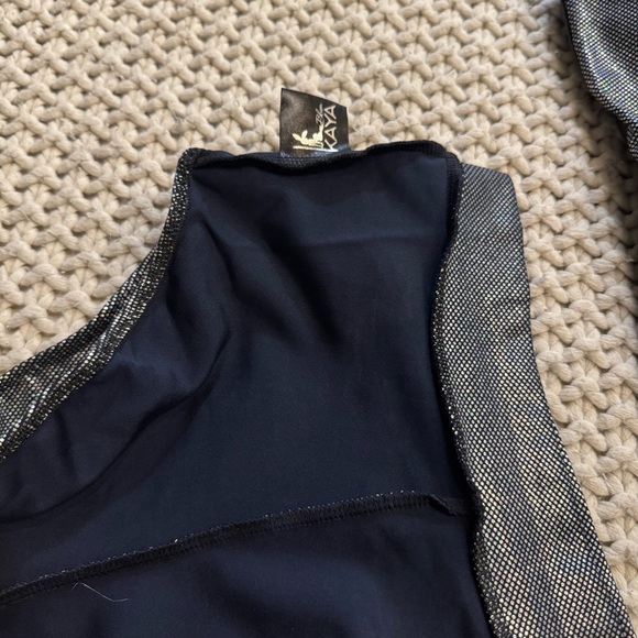 Metallic Pole Dance outfit, size 4. High waisted shorts and backless top. - Picture 4 of 5